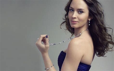 Emily Blunt Wallpapers, Pictures, Images
