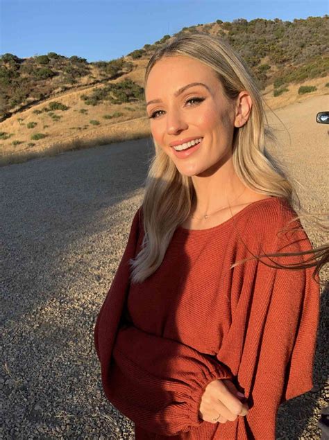 Pregnant Lauren Bushnell Opens Up About Botox And Lip Fillers