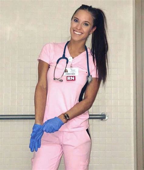 Medical Student Cute Nursing Scrubs Beautiful Nurse Nurse Outfit Scrubs