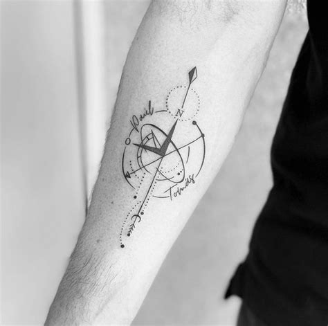 Compass Tattoo To Give You Direction [guide For 2023] Tattoo Stylist
