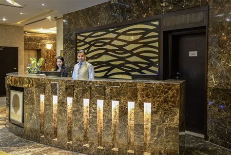 Front Desk At The Golden Ocean Hotel In Qatar Doha Hotel Room