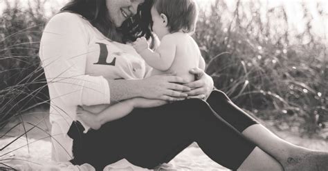 4 Reasons Why Your Mom Is Awesome And You Should Call Her Today To Tell Her