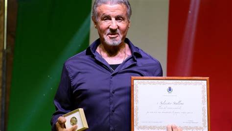 Sylvester Stallone è In Puglia Nominato Cittadino Onorario Di Gioia