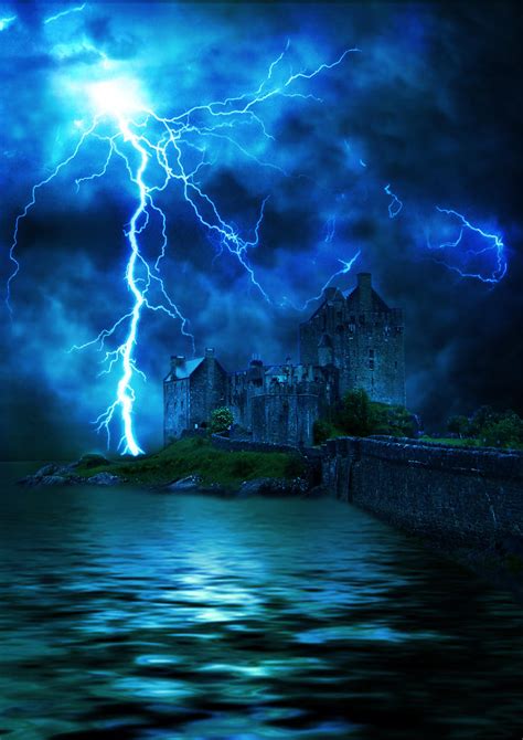 Castle With Lightening By Extreme Girl On Deviantart
