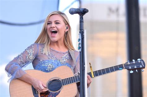 30 Under 30 Alum Kelsea Ballerini Grows Up On Sophomore Album