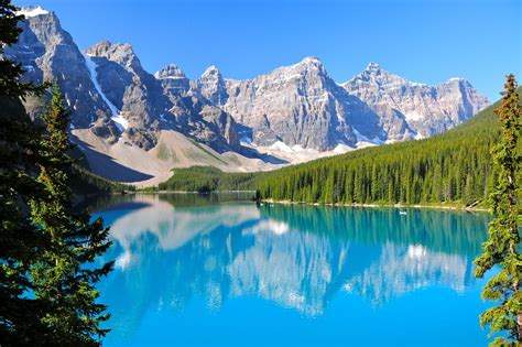 Algumas das mais impressionantes paisagens pelo mundo! Lake Moraine