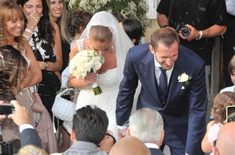 La primogenita di giorgio chiellini e carolina bonistalli, che si sono sposati il 19 luglio 2014, è nata proprio nel mese del loro primo anniversario di matrimonio. Giorgio Chiellini sposa la fidanzata Carolina Bonistalli ...