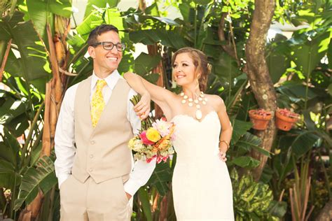 The award winning cairns wedding planner provides wedding planning and coordination services to the wonderful people planning their wedding in cairns, port douglas, the northern beaches, palm cove, the atherton tablelands, and mission beach. Colony Hotel Palm Beach Wedding - The Majestic Vision Palm ...