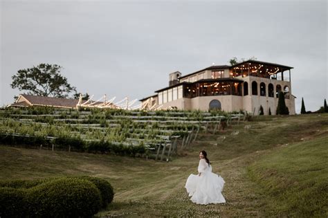 Montaluce Winery Wedding Photos Tips And Pricing