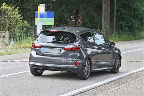 Facelifted 2022 Ford Fiesta Spied Showing Its Sportier Side In St Line