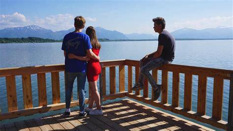 I need a few reasons why someone would say this. "Bros before Hoes" - Kurzfilm - YouTube