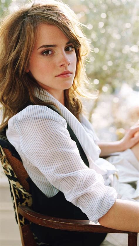 Emma Watson Wallpaper Hd Phone Pics