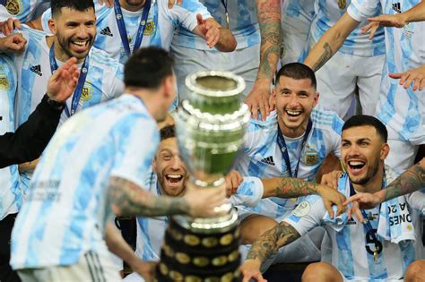 Obtuvo dos veces la copa mundial (1978 y . Selección Argentina: el recibimiento al plantel campeón de ...