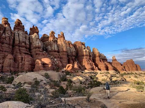 6 Stunning Backpacking Routes In Canyonlands National Park Utah