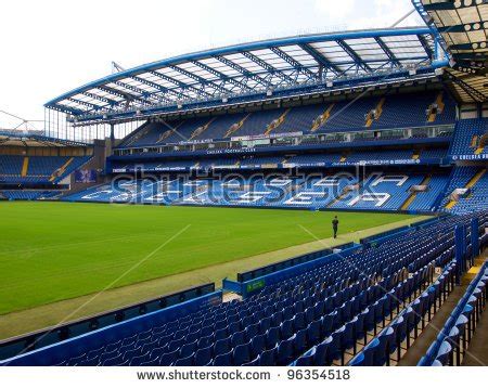 Wembley stadium dimiliki oleh the football association (fa). London, Surga Pecinta Sepak Bola. Ini 7 Stadium Terbesar ...