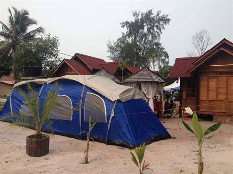 Chalet restu 19 bilik di pantai padang kemunting pengkalan balak. Berita TV Malaysia: Desa Damai Chalet terletak di ...