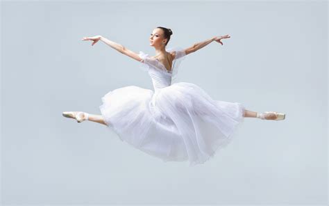 10 Tựa Sách Về Ballet Hay Ho Ra Trò Cho Những Người Yêu Môn Nghệ Thuật