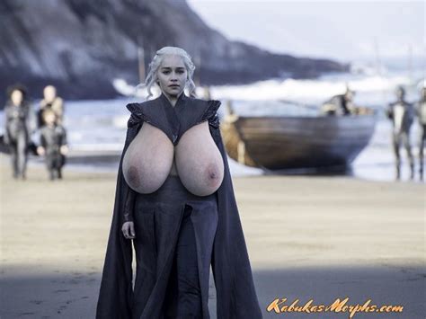 daenerys targaryen huge tits at the beach kabuka