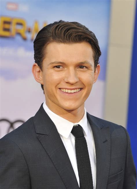 I'm not a very good swimmer, and every time i'm in the water, i'm constantly reminded of that because i feel like i'm going to drown! Tom Holland (II) - Rotten Tomatoes