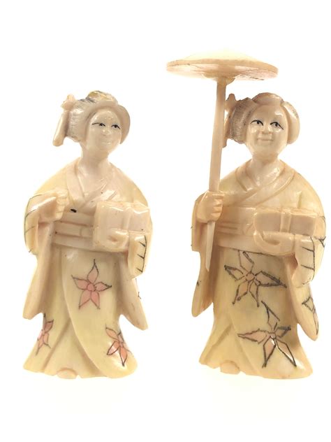 Lot 2pc Japanese Hand Carved Ivory Netsuke Geisha Figurines