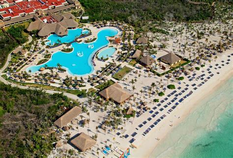 Grand Palladium White Sand And Riviera Resort And Spa