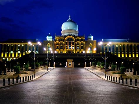 Read the w kuala lumpur, malaysia hotel review on telegraph travel. Muslim World Photos: Beautiful National Masjid in Kuala ...