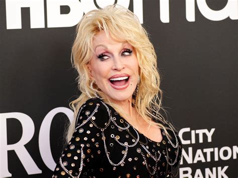 Dolly Parton: The Queen of Makeup Reveals Her Bare Face Secrets - Bay Store