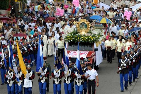 Inicia La Peregrinación En Honor A La Virgen De Suyapa