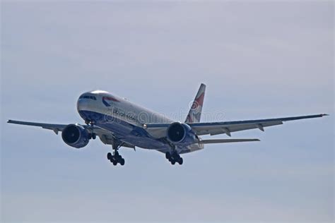 British Airways Boeing 777 200er Front View Imagen De Archivo Imagen