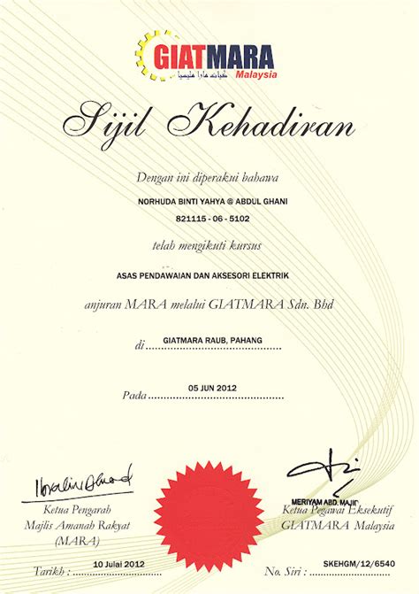 National occupational skills standards, sijil kemahiran malaysia (skm). KESATUAN SEKERJA KAKITANGAN MAKMAL NEGERI PAHANG: SIJIL ...