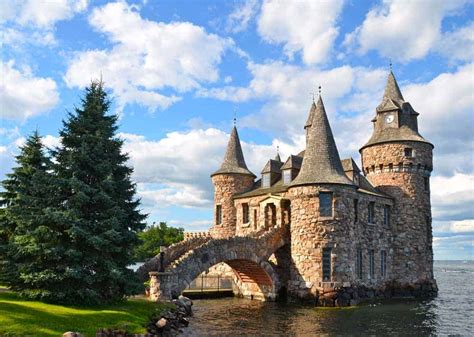 10 Fairytale Castles In America You Must See Follow Me Away