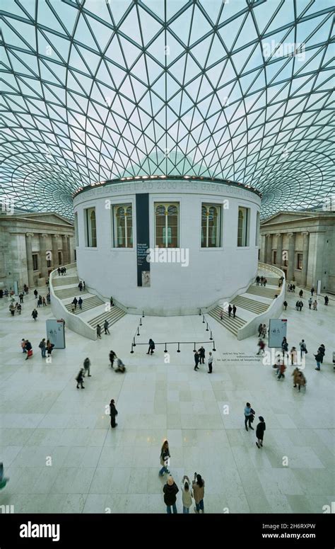 British Museum Great Court Stock Photo Alamy