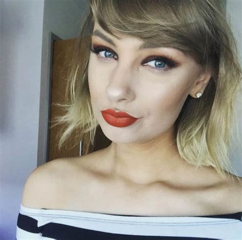 A Taylor Swift Lookalike Gets Mobbed By Fans For Her Resemblance Daily Star