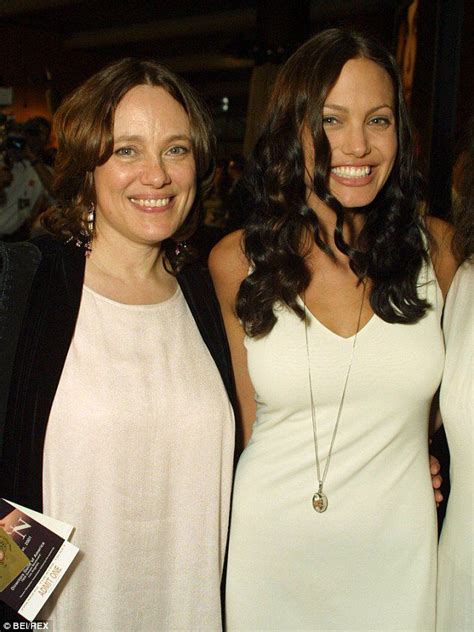 Angelina Jolie And Her Mother The Model And Actress Marcheline