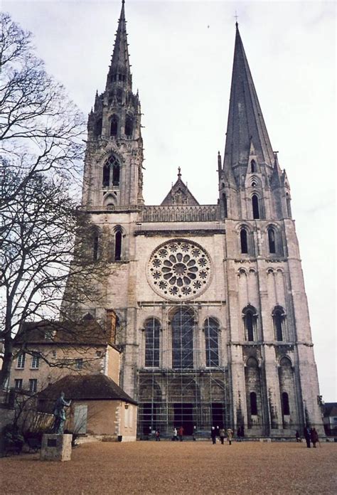 Notre Dame De Chartres Chartres 1240 Structurae