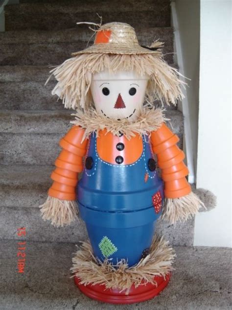 Scarecrow Made From Clay Pots ~ No Instructions Looks Like It Might Be