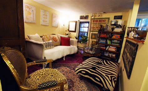 Woman Turns Her Tiny 200 Square Foot Brooklyn Apartment Into A Cozy And