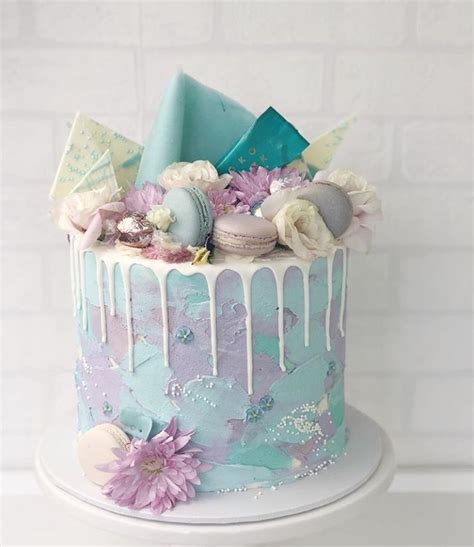 20 fabulous drip cakes inspiration find your cake inspiration 14th birthday cakes girl