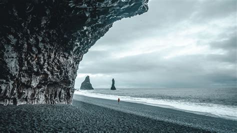 Download Wallpaper 1920x1080 Lonely Loneliness Cave Full Hd Hdtv