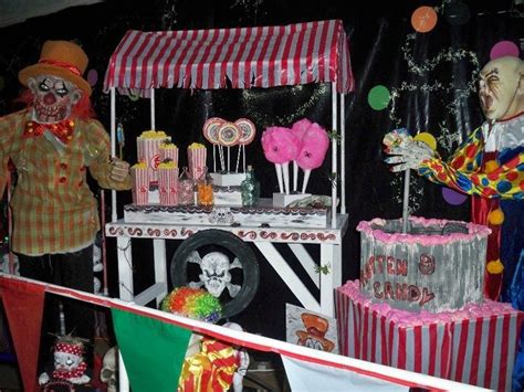 spooky carnival party - Google Search | Creepy carnival ... Sara?s about to decorate her house for christmas.