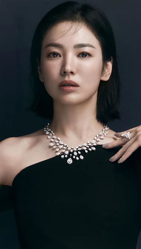 Women 40 Years Old Asian Woman Asian Girl Song Hye Kyo Style Foto Jimin Bts Korean Drama