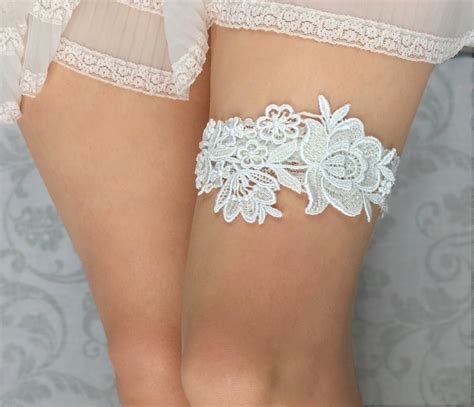Ivory Lace Bridal Garter Lace Wedding Garter Elegant Garter Etsy Uk
