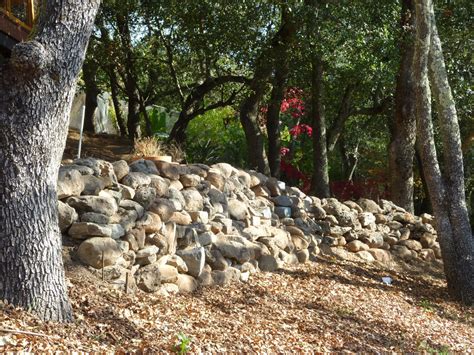 Dry Stack Stone Retaining Wall 1 Using Sonoma Fieldstone And Other