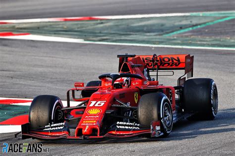 Seit 2018 fährt er in der formel 1. Charles Leclerc, Ferrari, Circuit de Catalunya, 2019 ...
