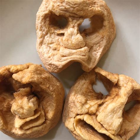 How To Make Shrunken Head Apples — Embrace The Spooky