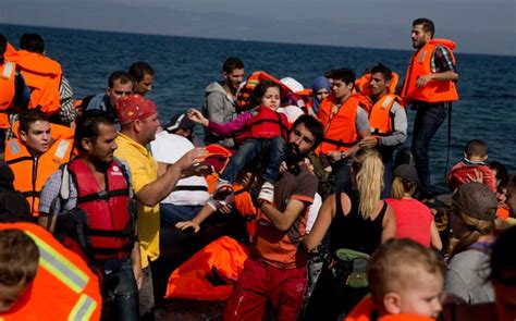 Coast Guard Rescues 144 Refugees Off Lesvos News