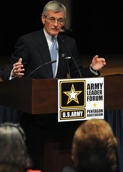 Army Secretary Prioritizes Support Acquisition Reform Outreach
