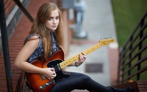 Women Playing Guitar Premium Photo Wallha
