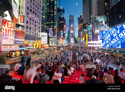 Usa New York City Manhattan Times Square Stock Photo Alamy