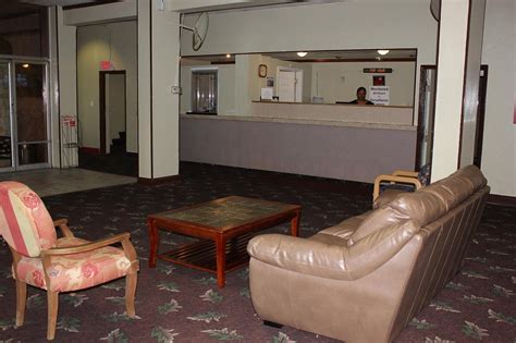 Arrowhead Inn Kansas City Hotel Reviews Photos Rate Comparison
